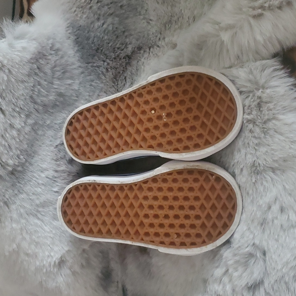 Shoes - Picture 3 of 3
